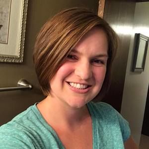 Meet your Posher, Stefanie